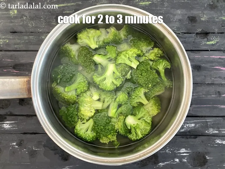 Step 19 – Let it cook for 2 to 3 minutes on a high flame.