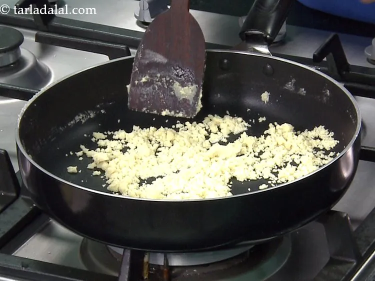 Step 4 – Saut&eacute; on a medium flame for 1 to 2 minutes. Stir it continuously and ensure …