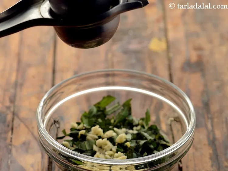 Step 5 – Add lemon juice and salt.&nbsp;