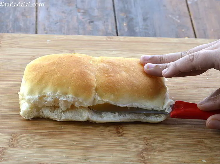 Step 23 – Slit 2 pavs vertically with the help of a sharp knife or serrated knife.