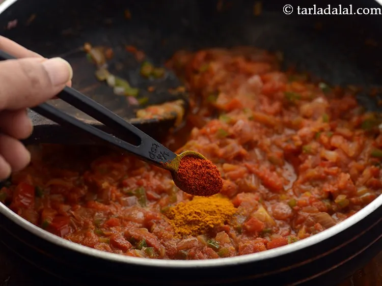Step 12 – Add chilli powder. Increase or decrease the quantity as per the spice you prefer.