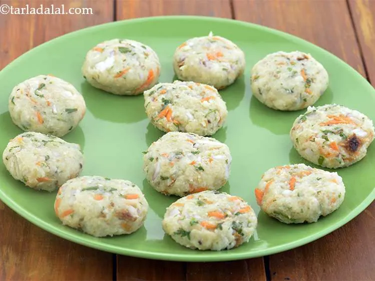 Step 13 – Flatten the ball slightly to make a cutlet. Ensure there are no gaps or else …