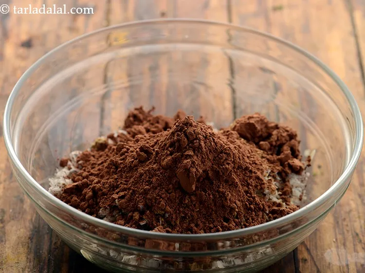 स्टेप 5 – कोको पाउडर डालें।
