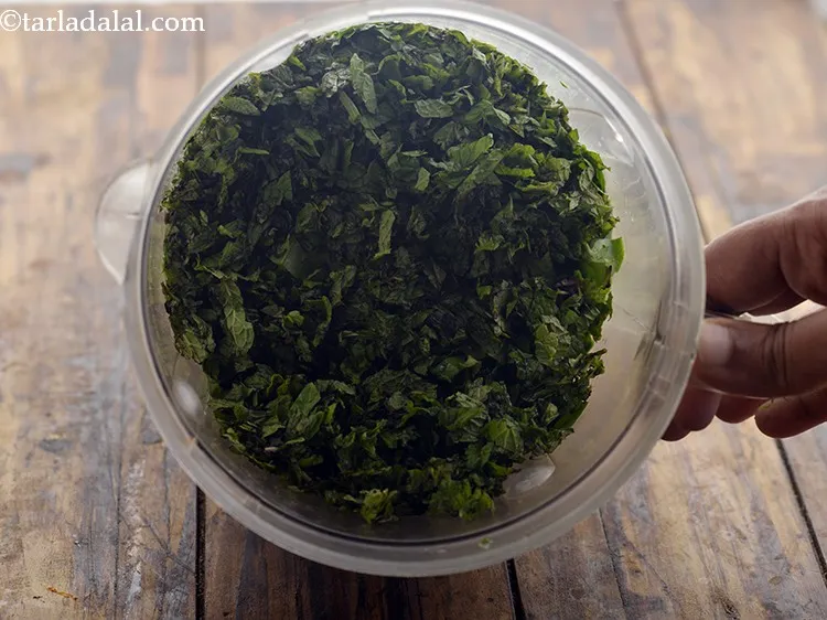 Step 19 – Add mint leaves to it.