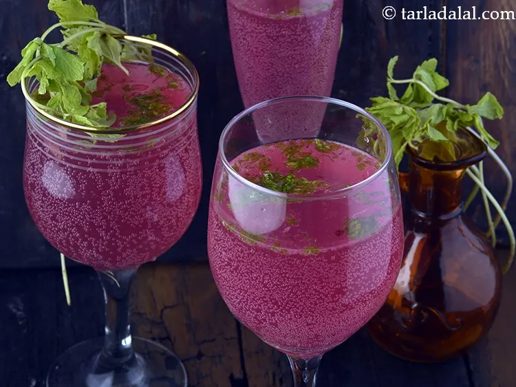 स्टेप 24 – <strong>पिंक लेमोनेड</strong> को | <strong>होममेड पिंक लेमोनेड | गुलाबी लेमोनेड …