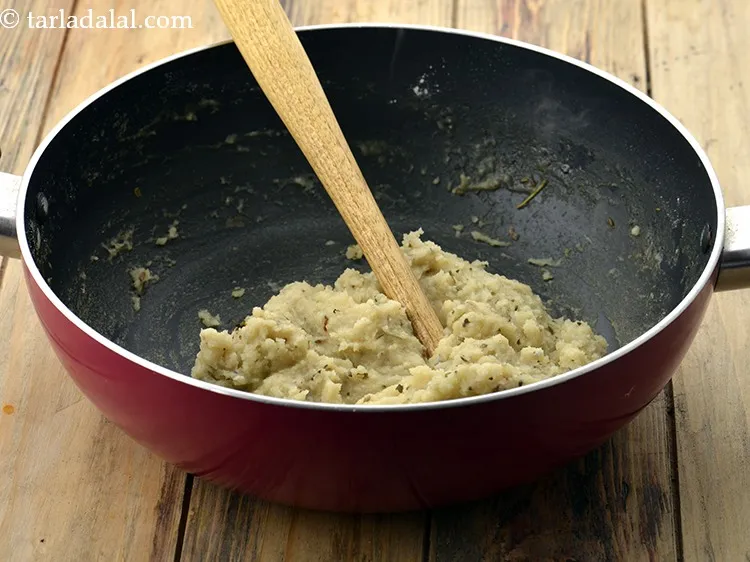 Step 26 – After adding the rice flour, remember to mix the mixture immediately and continuously to avoid …