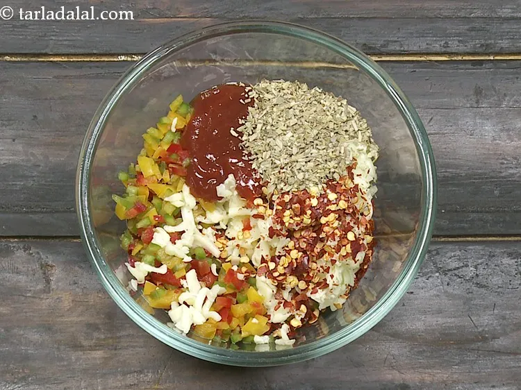 स्टेप 10 – सूखा ओरेगानो डालें। इटैलियन ड्राय हर्ब, ड्राय बेसिल जैसे अन्य …