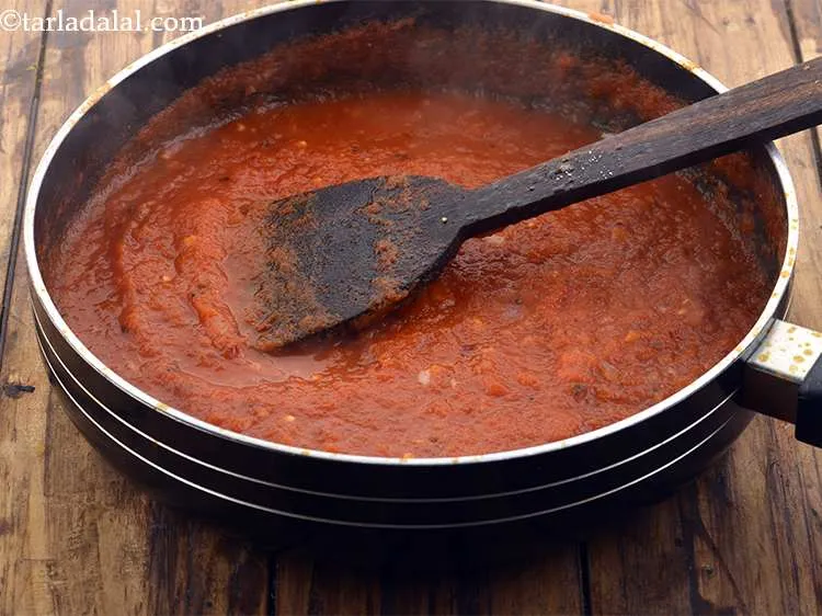 Step 24 – Mix the <strong>Pizza Sauce</strong> (Quick Pizza Sauce) well and cook on a medium flame for …