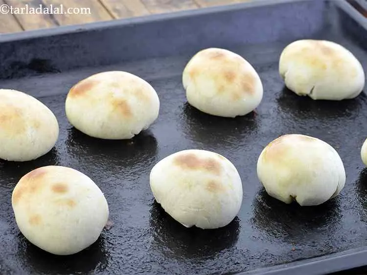 Step 24 – Bake them in a pre-heated oven at 200?C (400?F) for 18 to 20 minutes.