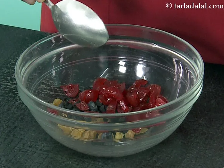 Step 8 – Further add chopped sweet cherries. You can also add chopped dried apricots, cranberries, prunes etc …