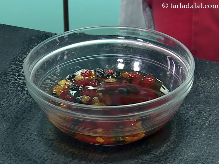 Step 10 – Add &frac12; cup of rum to make <strong>X mas rum and raisin cake</strong>. As a …