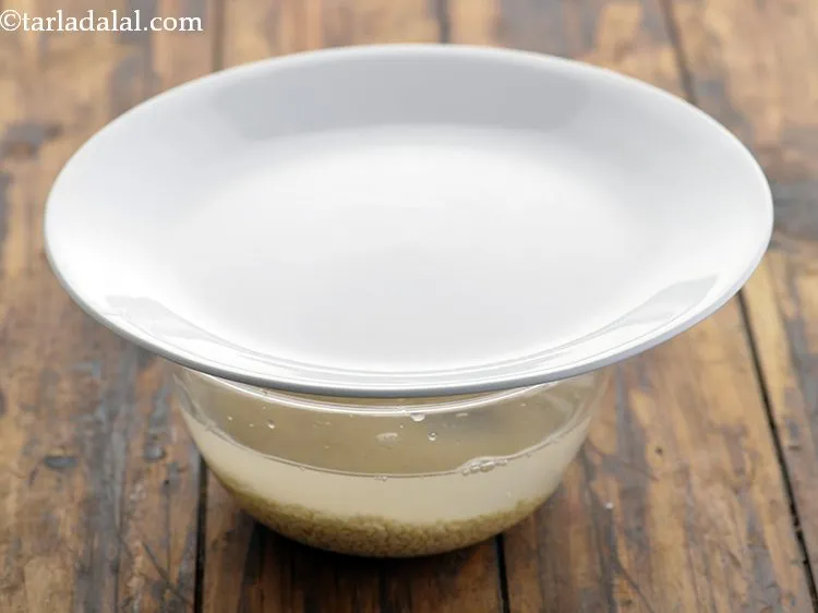 स्टेप 8 – ढक्कन से ढक कर, कम से कम २ घंटे के …