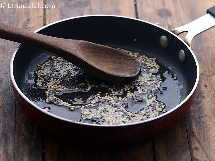 Step 38 – Saut&eacute; on a medium flame for 30 seconds.<br /> &nbsp;