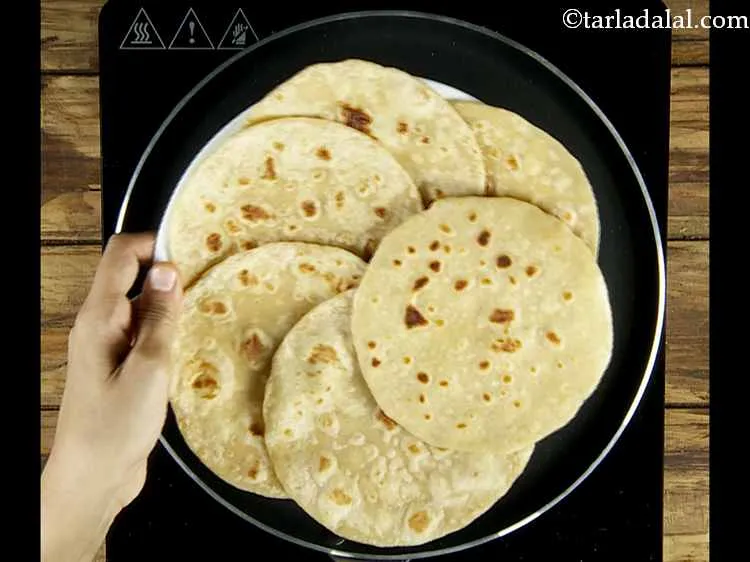 Step 10 – <div>Repeat the same with the other portions of the dough.&nbsp;</div><div><br></div>