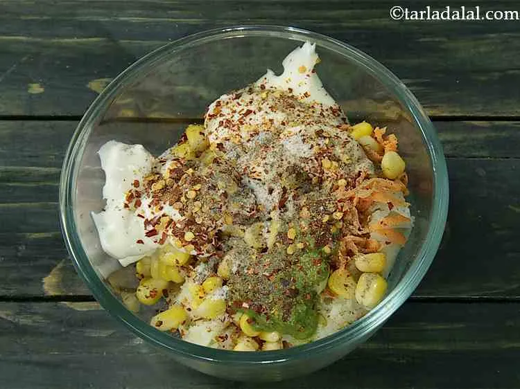 Step 8 – Mix well and your stuffing for potato and corn tava sandwich is ready!