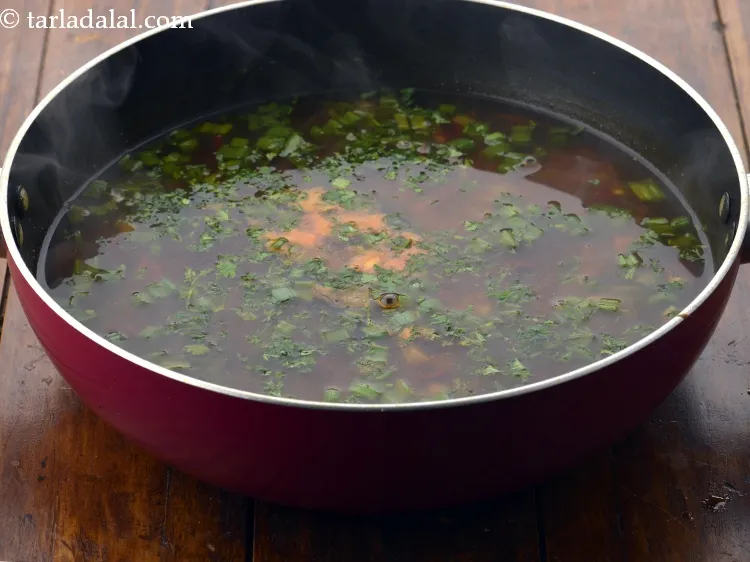 Step 24 – Mix <meta charset="UTF-8" /><strong>&nbsp;potato and spring onion soup | Indian spring onion potato soup | …