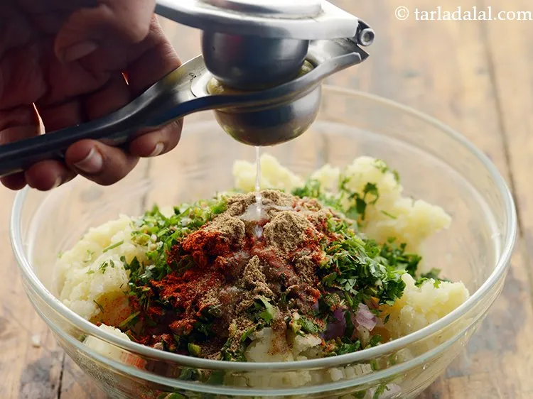 Step 8 – Add lemon juice and salt.&nbsp;