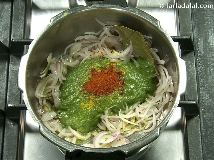 Step 18 – Add chilli powder.