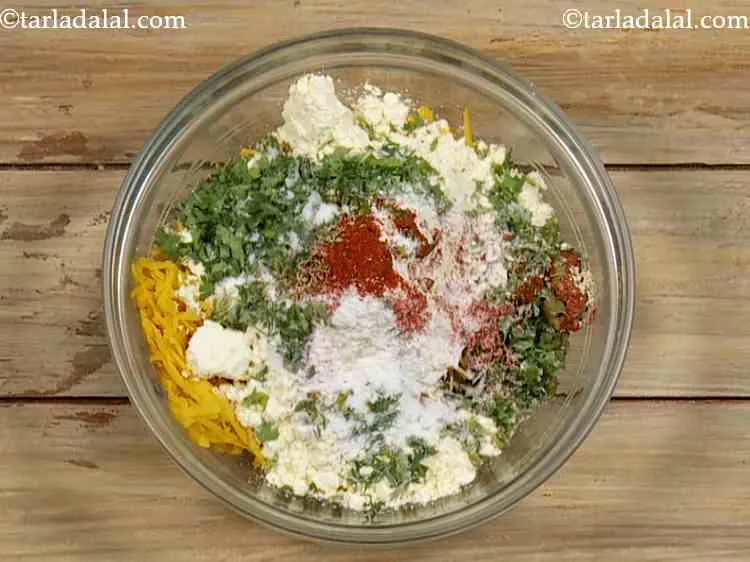 Step 7 – Add chilli powder, ginger-garlic paste and salt to taste.