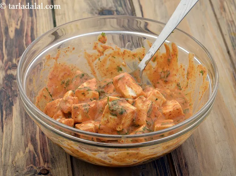 स्टेप 16 – धीरे से मिलाएं और ८ से १० मिनट के लिए …