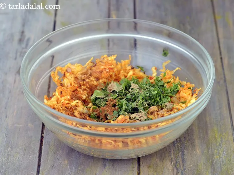 Step 27 – Mix well. The stuffing is ready. Keep aside.