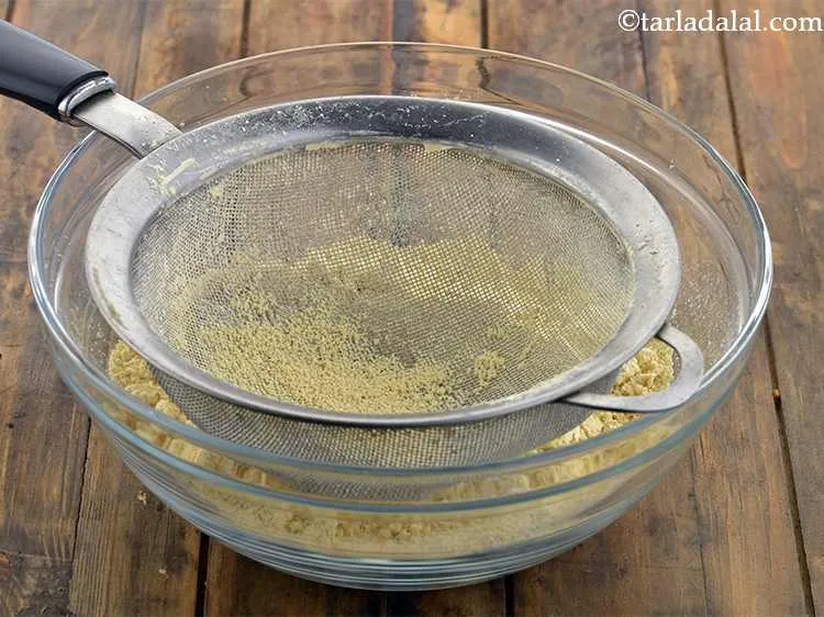 Step 1 – Put the <em>besan</em> in a deep bowl. It is better to sieve the <em>besan</em> and …