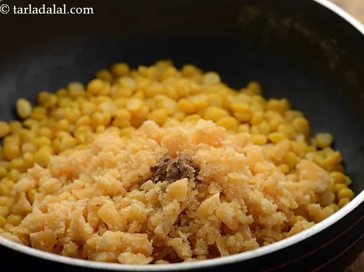 Step 11 – Add nutmeg powder. Nutmeg has a sweet aroma and a distinct taste. Nutmeg also has …