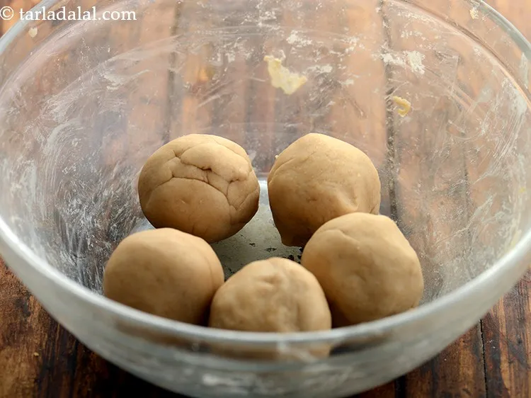 Step 21 – Divide the dough into 5 equal portions, cover and keep aside.