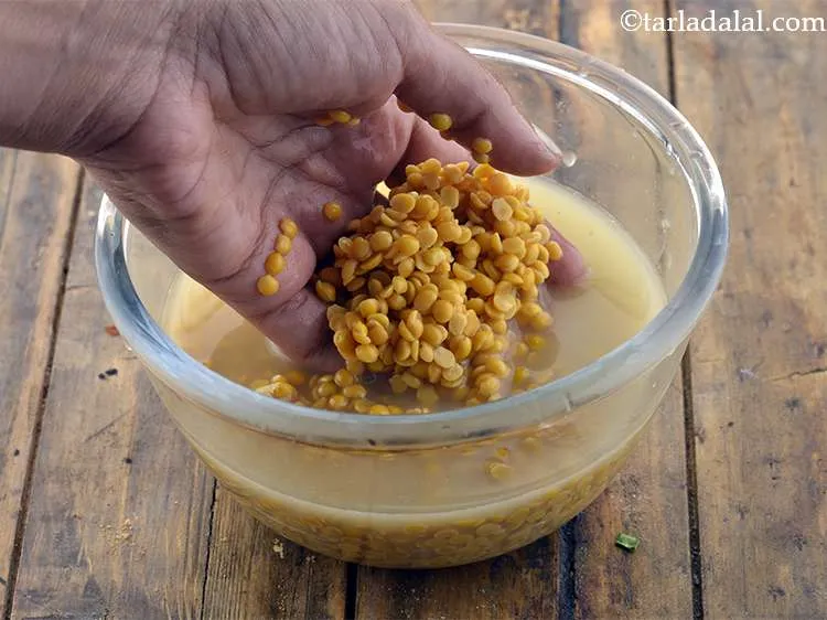 स्टेप 6 – <strong>पूरन पोली</strong> के लिए भरवां मिश्रण बनाने के लिए | …