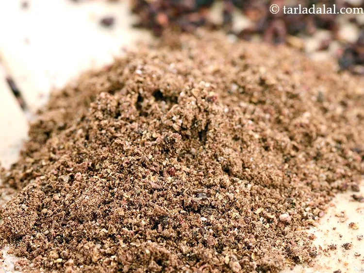 Step 10 – To this add 2 tbsp of pomegranate seeds powder.&nbsp;