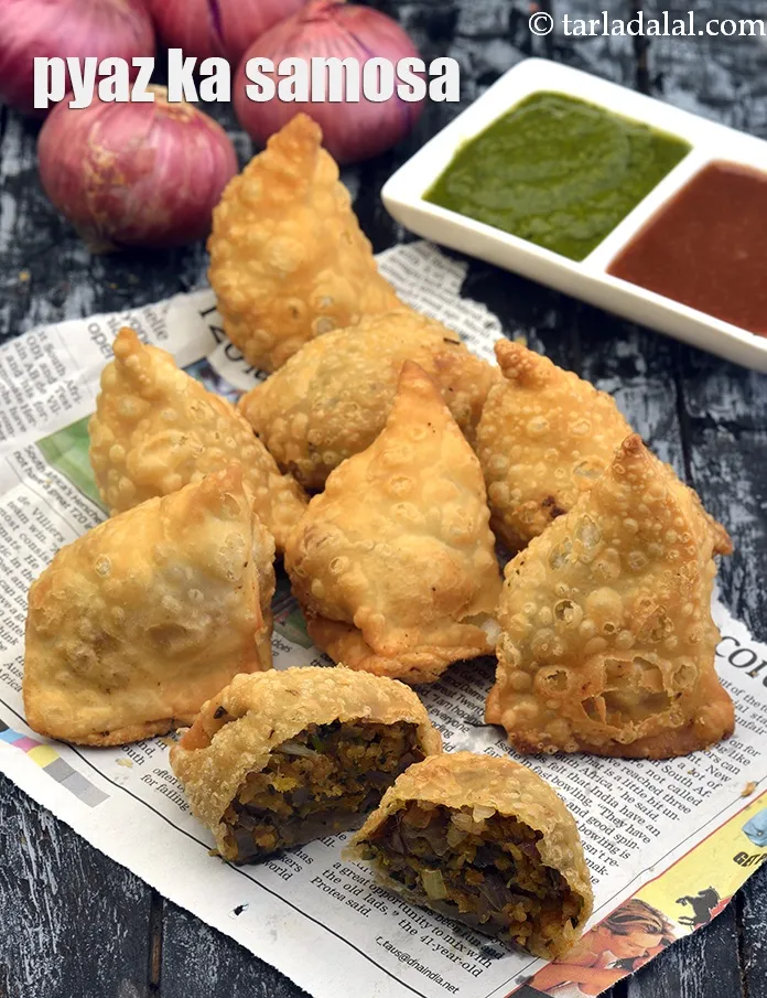 Step 29 – Serve <strong>pyaz ka samosa recipe | Hyderabadi onion samsoa | onion samosa Ramzan Iftar special&nbsp;</strong>immediately …