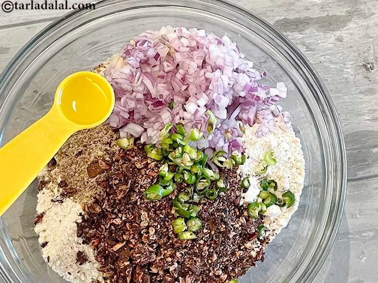 स्टेप 13 – तेल डालें।