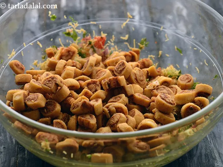 Step 12 – Add&nbsp;<strong>mini bhakarwadi</strong>. We are using readily available bhakarwadis, you can easily get them from any …