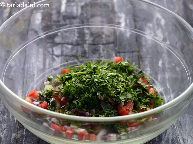 Step 8 – Add coriander. It will add a hint of freshness.&nbsp;