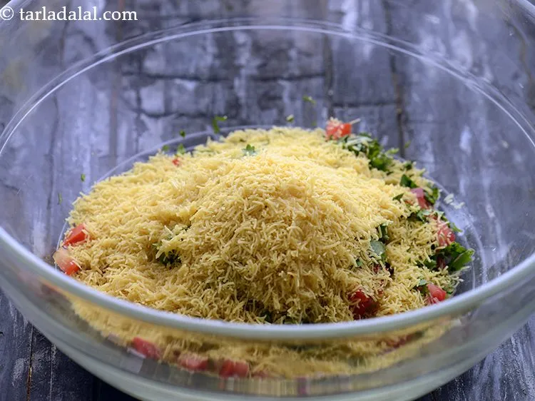 Step 9 – Add nylon sev and lemon juice.&nbsp;