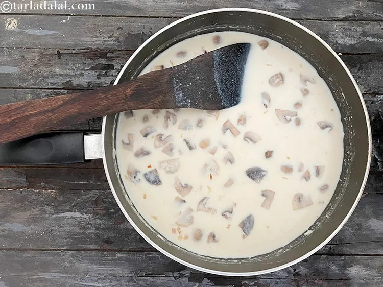 स्टेप 16 – मध्यम आंच पर २ से ३ मिनट तक या जब …