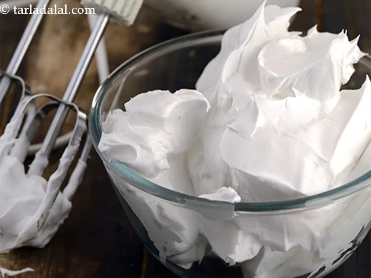 स्टेप 1 – <strong>क्विक नुटेला मूस</strong> बनाने के लिए | <strong>एगलेस नुटेला मूस …