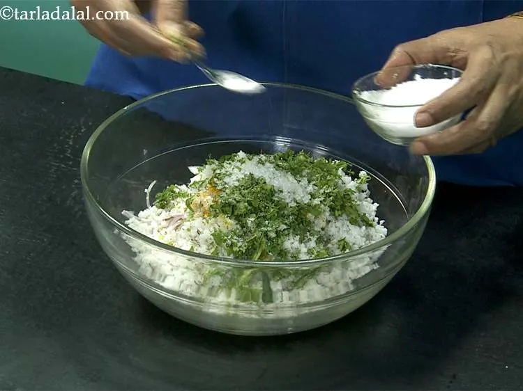 स्टेप 8 – नमक डालें।