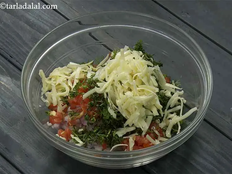 Step 4 – Furthermore, add grated processed cheese. Mozzarella, cottage cheese and cheddar also work as amazing substitutes.