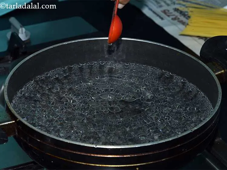 Step 2 – Add 1 tsp of oil. This is added so the spaghetti when cooked doesn&rsquo;t stick …