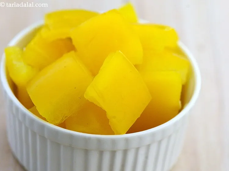 Step 12 – Add a few coloured capsicum cubes. You can use any one coloured capsicum also if …