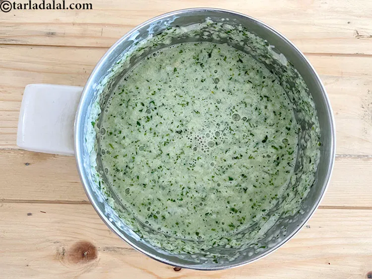 Step 20 – Pulse again. This is the second of &nbsp;three&nbsp;images of the process of blending.