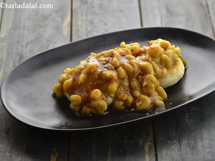 Step 48 – Drizzle 1 tbsp of sweet chutney.