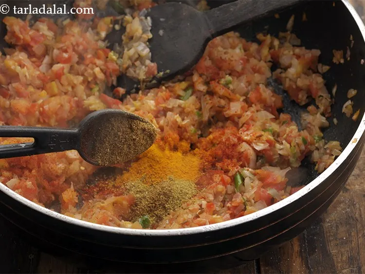 Step 24 – <p>Add garam masala&nbsp;</p>