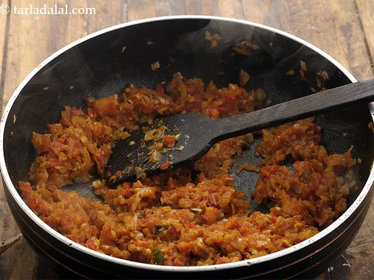 Step 26 – <p>Mix well and cook on a medium flame for 3 minutes, while stirring occasionally.</p>