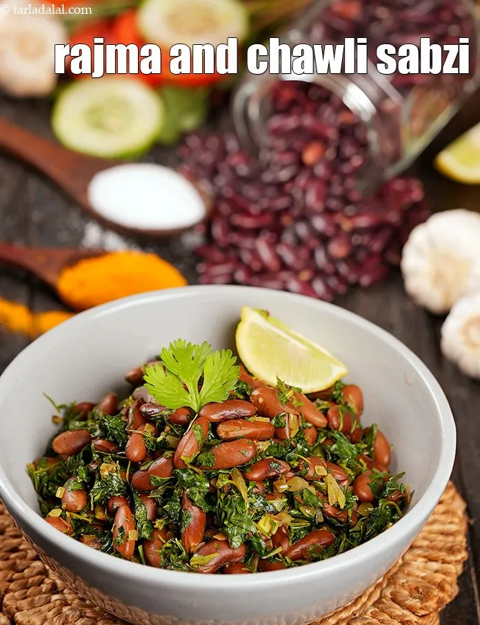 Step 25 – Serve <strong>rajma saagwala</strong> hot with parathas.