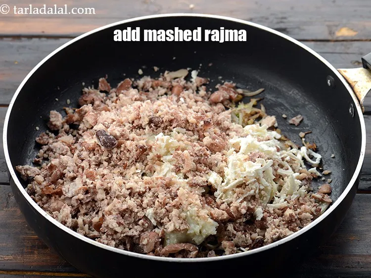 Step 32 – Add the mashed rajma.