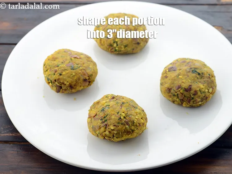 Step 45 – Shape each portion into a circle of 75 mm. (3&rdquo;) diameter and 1 cm thickness.