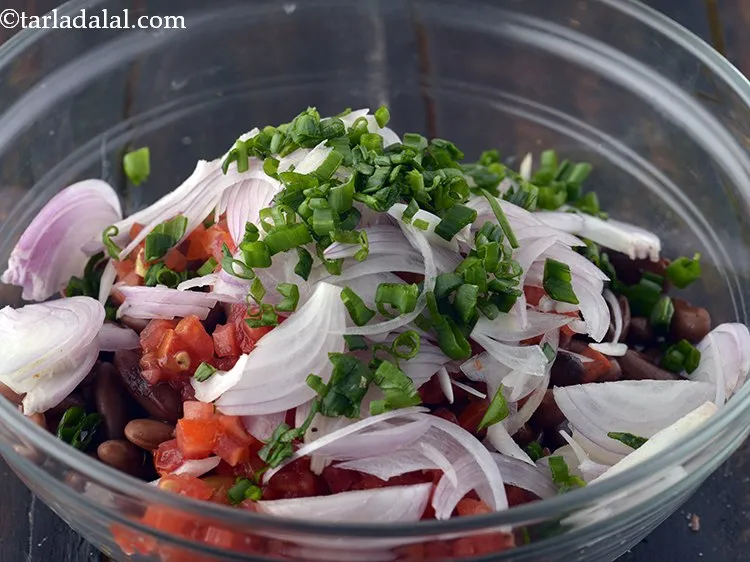 Step 12 – Add spring onion greens.&nbsp;