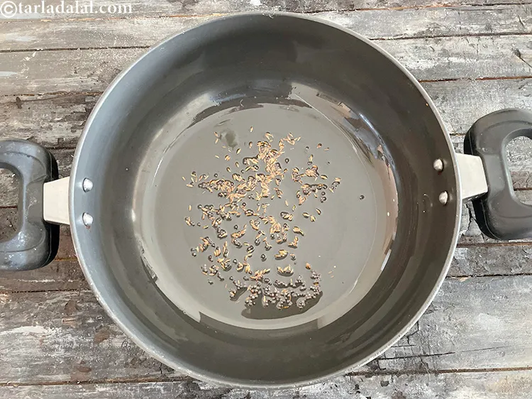 स्टेप 10 – बीज को चटकने दें।